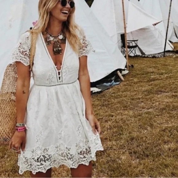 Spell White Embroidered Lace Mini Dress Medium - Picture 2 of 16